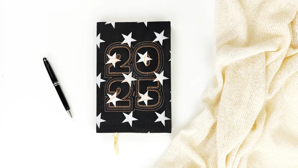 Create a 2025 Journal Cover with Modern Trapunto Embroidery 16 Create a 2025 Journal Cover with Modern Trapunto Embroidery