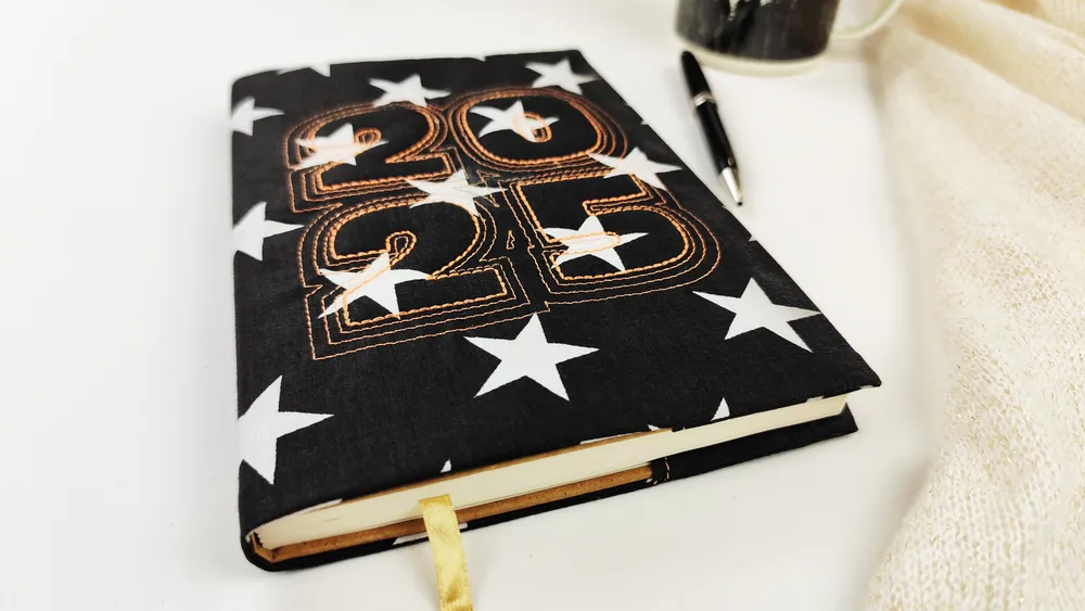 Create a 2025 Journal Cover with Modern Trapunto Embroidery 17 Create a 2025 Journal Cover with Modern Trapunto Embroidery