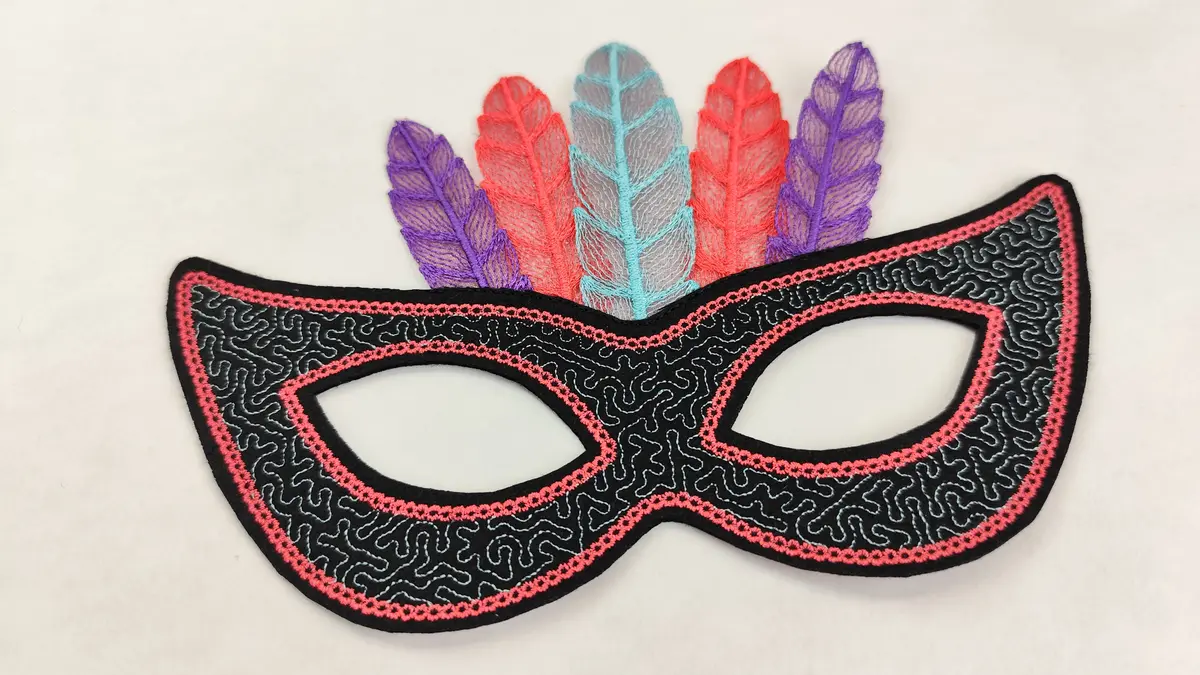 How to Create a Glamorous Masquerade Mask with 3D feathers