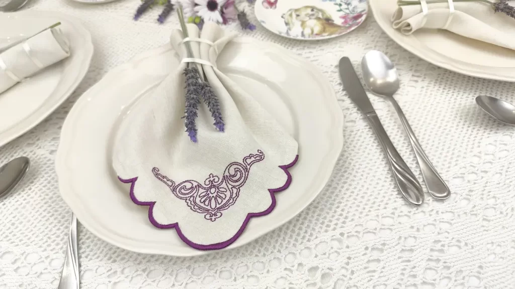 Create Elegant Scalloped Edge Napkins: Inspiring Embroidery Software Masterclass 27 Create Elegant Scalloped Edge Napkins: Inspiring Embroidery Software Masterclass