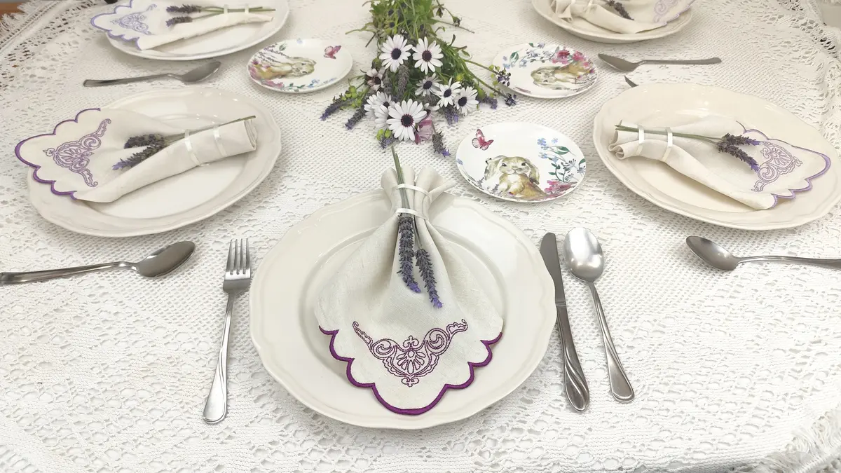 Create Elegant Scalloped Edge Napkins: Inspiring Embroidery Software Masterclass 39 Create Elegant Scalloped Edge Napkins: Inspiring Embroidery Software Masterclass