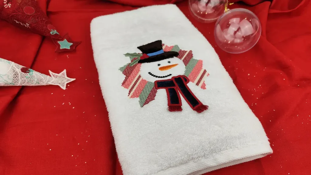 Creating an Embossed Snowman on Towels with Cross Stitch 3D Fringe 06